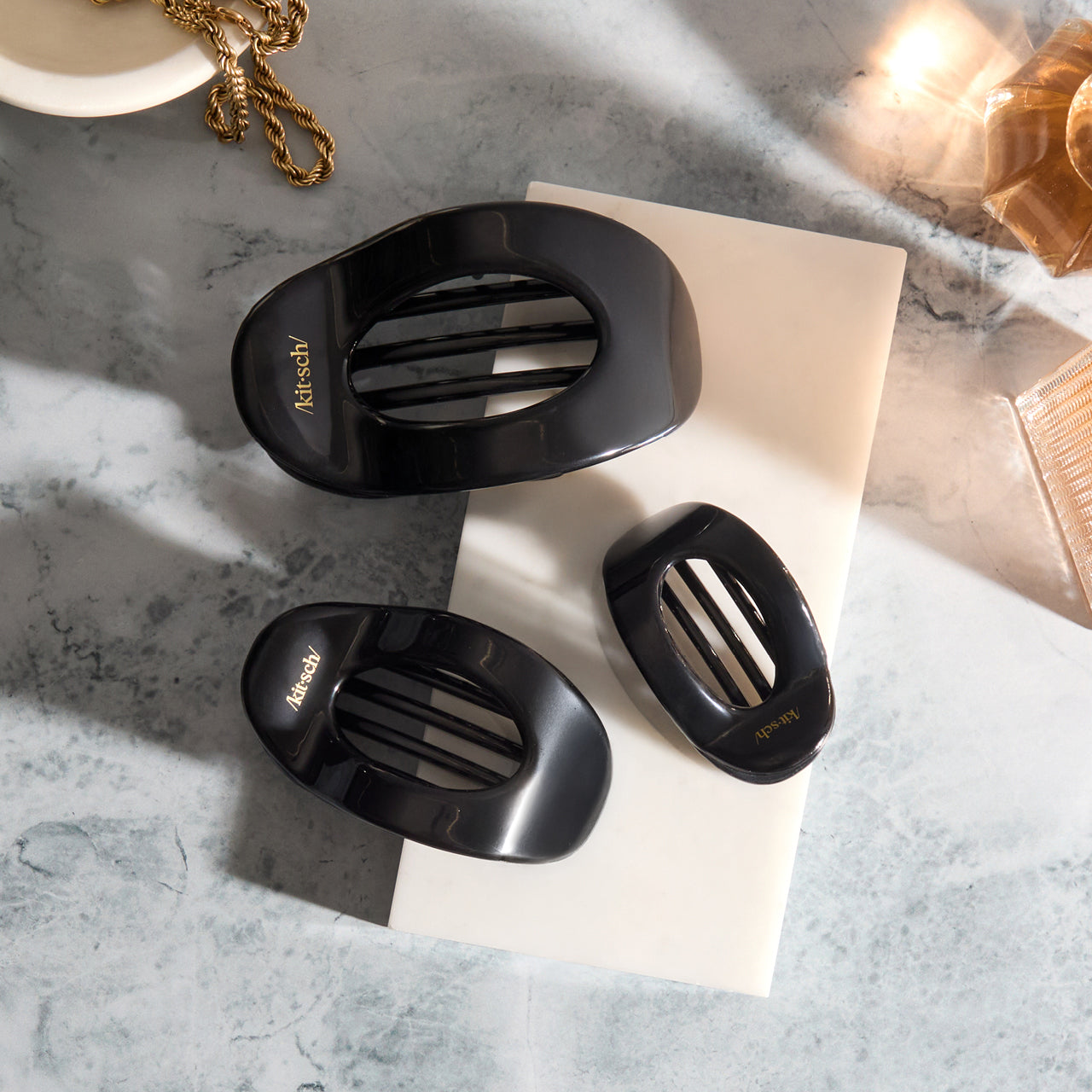 Clip Nube plano negro - Mediano