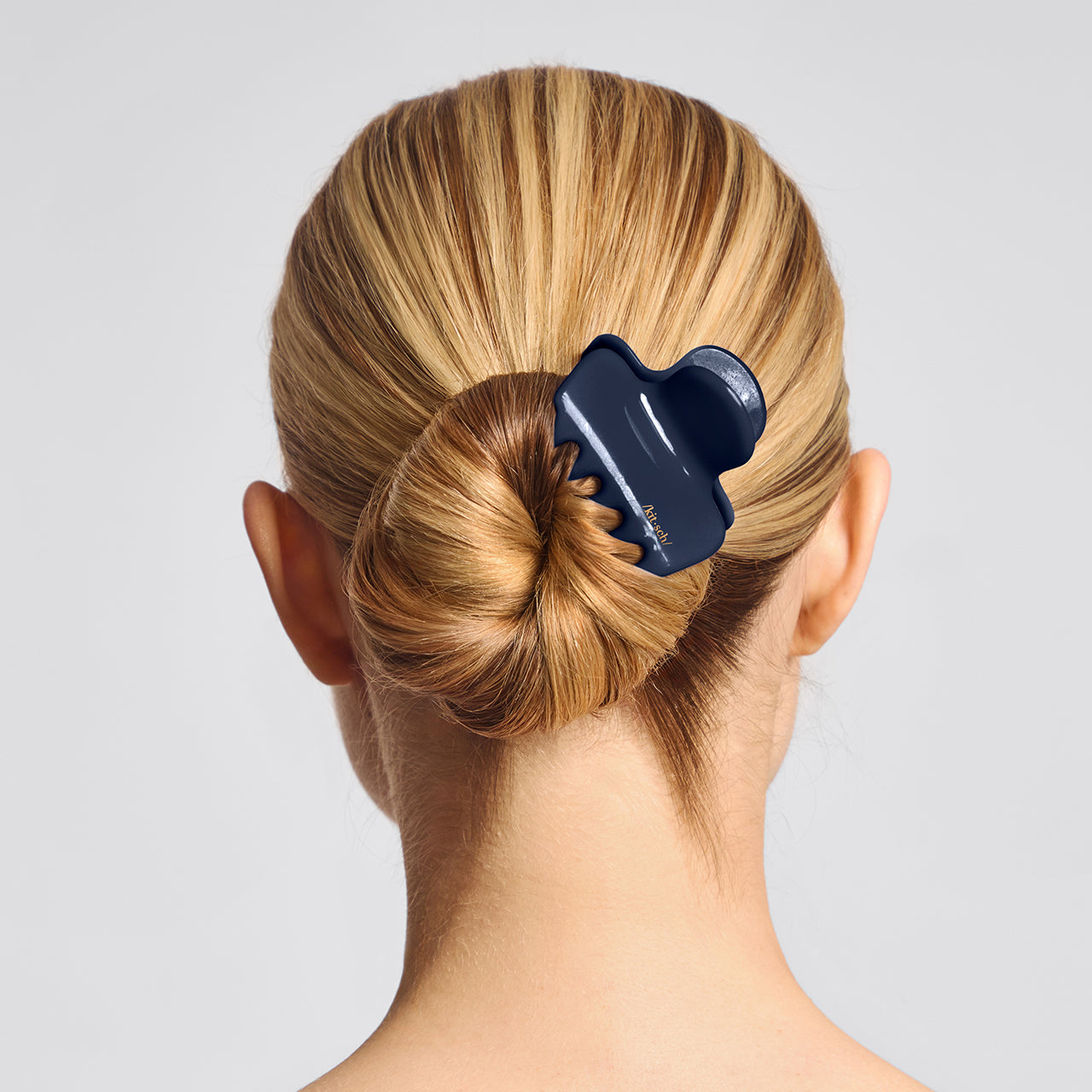 Blue Orchid Cloud Claw Clip - Medium