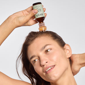 Applicateur d'huile pour le cuir chevelu + huile à la biotine