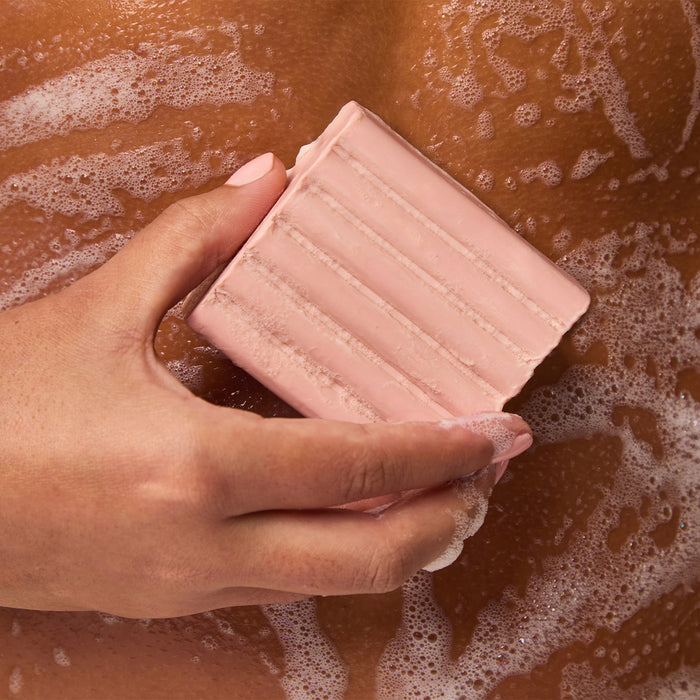 Gel solido per il corpo alla ciliegia dolce